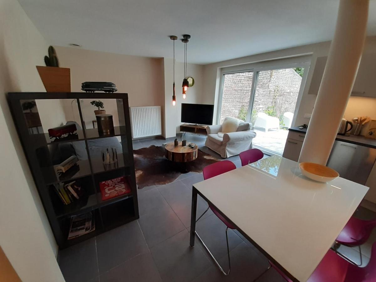 Appartement Rez Terrasse Et Jardin Huy Exterior photo